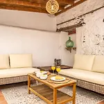 Casa Buganvilla بيت للعطل *